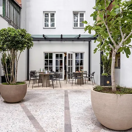 Bloom Hotel-2